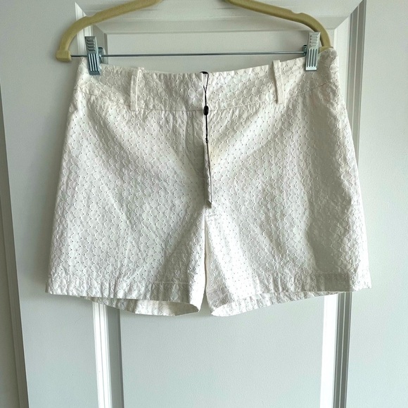 Talbots new with tags six petite hundred percent cotton shorts - Picture 1 of 3